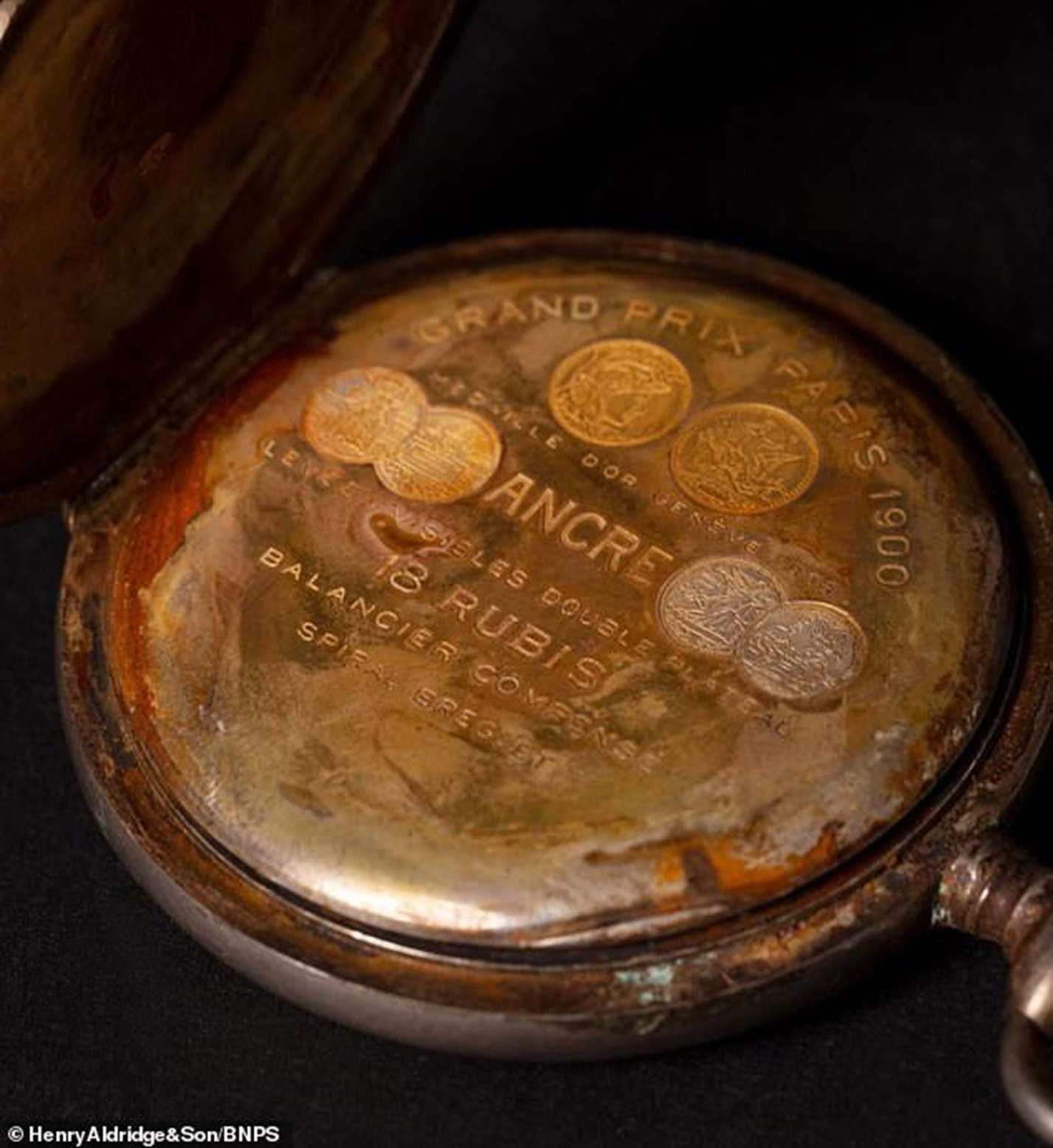 Titanic Watch 1 Rusty