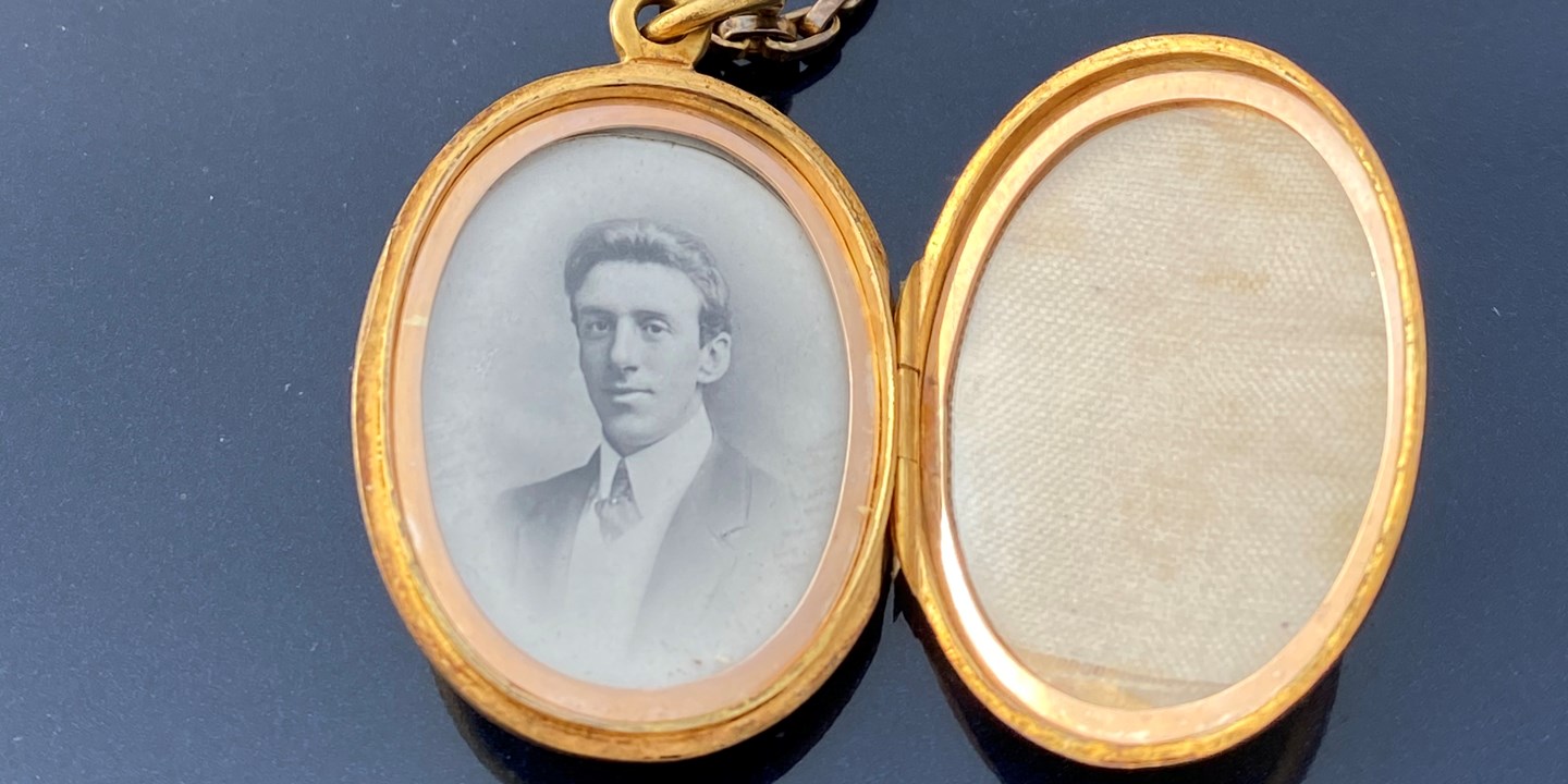 Wallace Hartley Gold Locket Sold For 21000