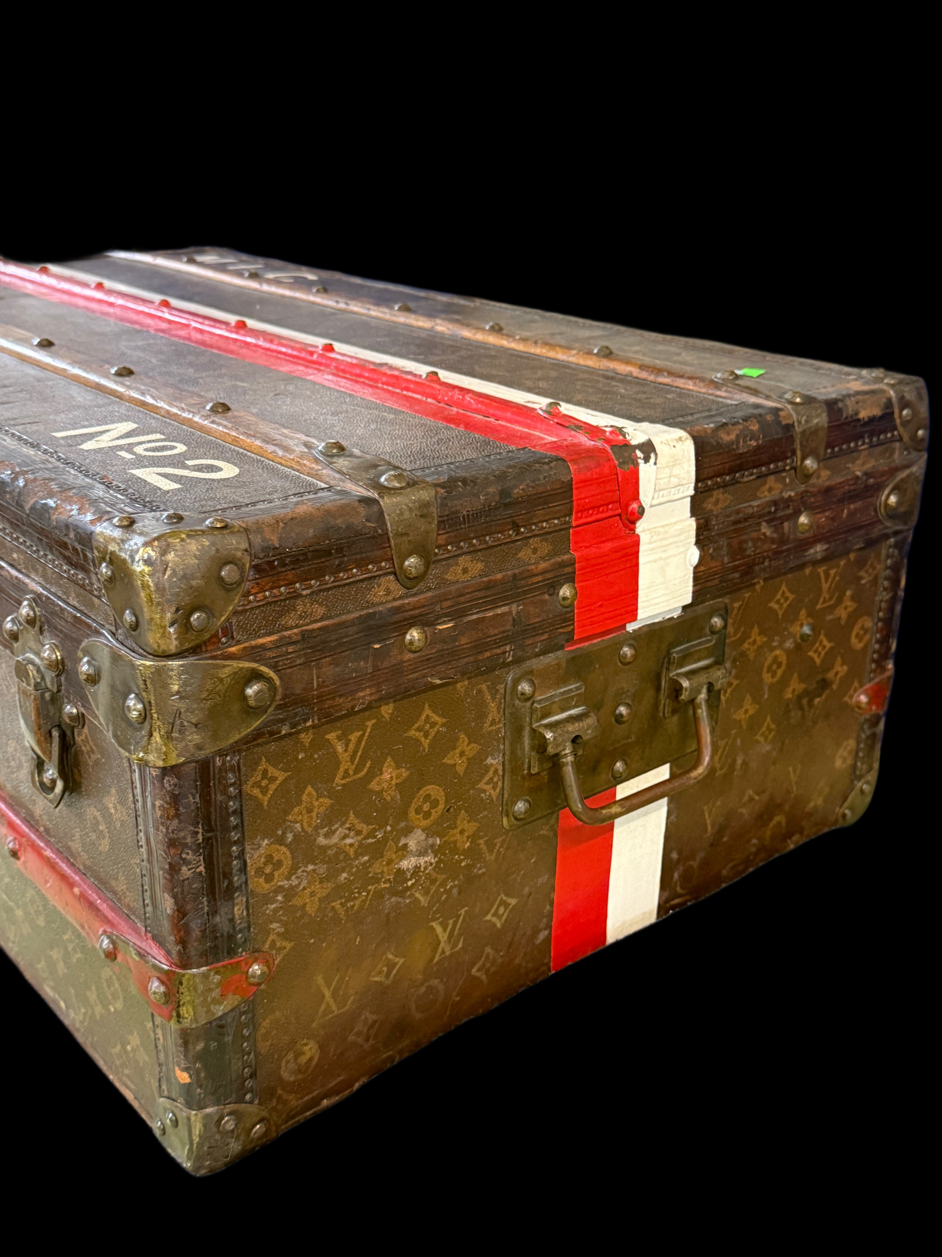 LV Trunk 2