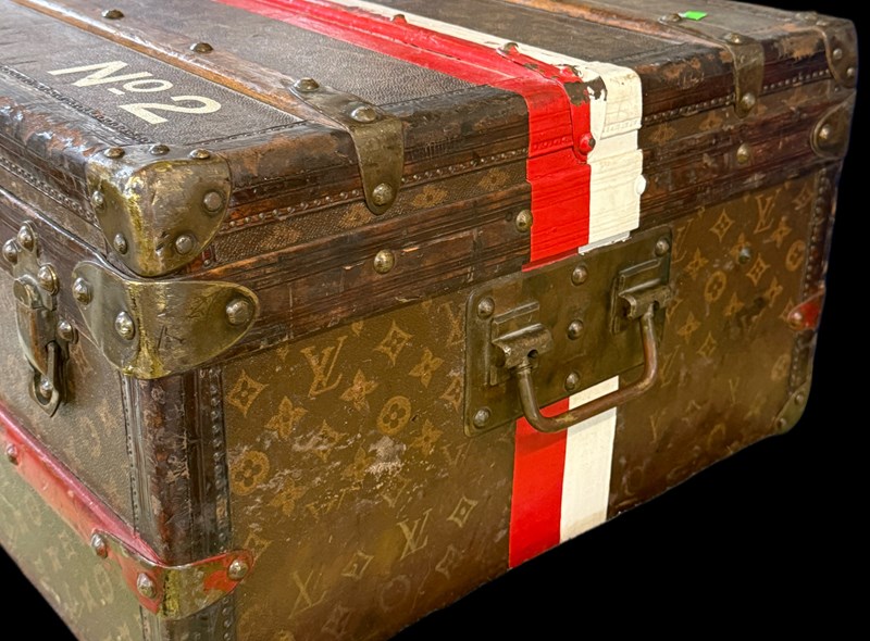 LV Trunk 2